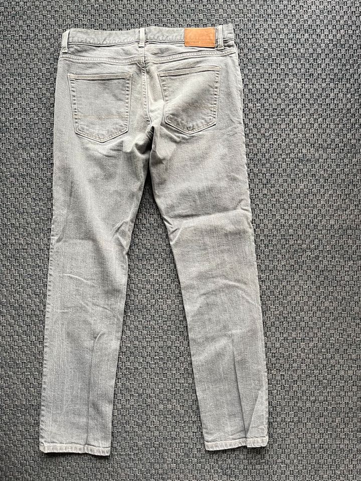 Tommy Hilfiger Jeans  33x32 slim Stretch in Murrhardt