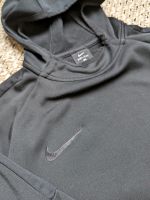 Nike Sporthoodie schwarz mit Taschen, Gr. M 137-147 Leipzig - Leipzig, Zentrum Vorschau