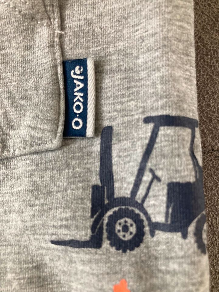 JAKO-O Jogginghose Sweathose Größe 80/86 grau mit Print in Liebenau