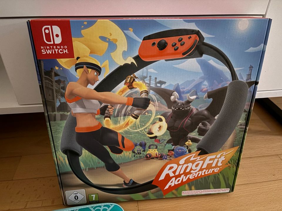 Nintendo Switch Animal crossing Edition + Ring fit Adventure in Bottrop