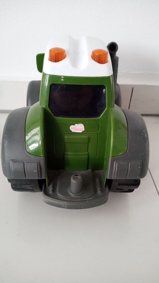 Traktor Fendt Dickie, Kinderspielzeug, Bulldog in Straßkirchen