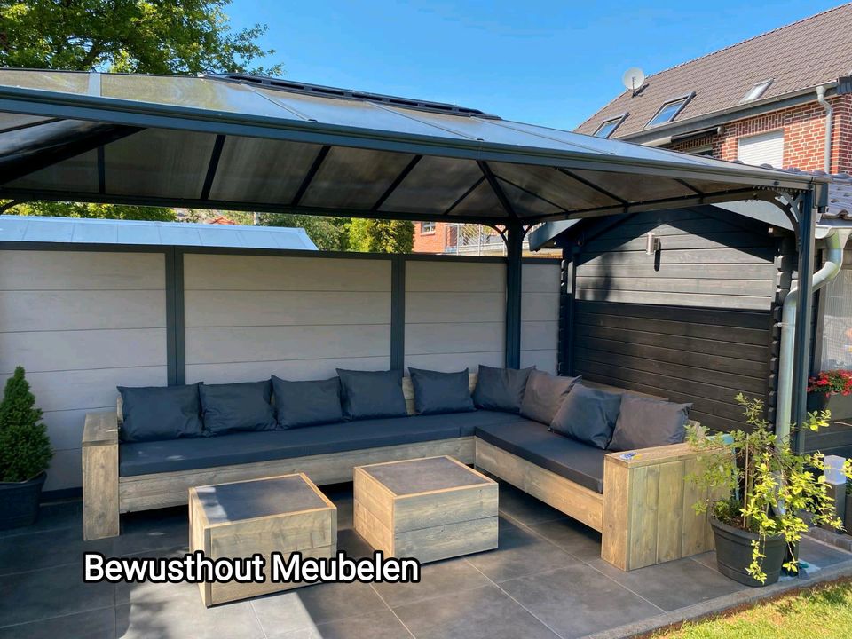 ECKBANK oder Gartengarnitur für Garten oder Terrasse Gerüstholz in Krefeld