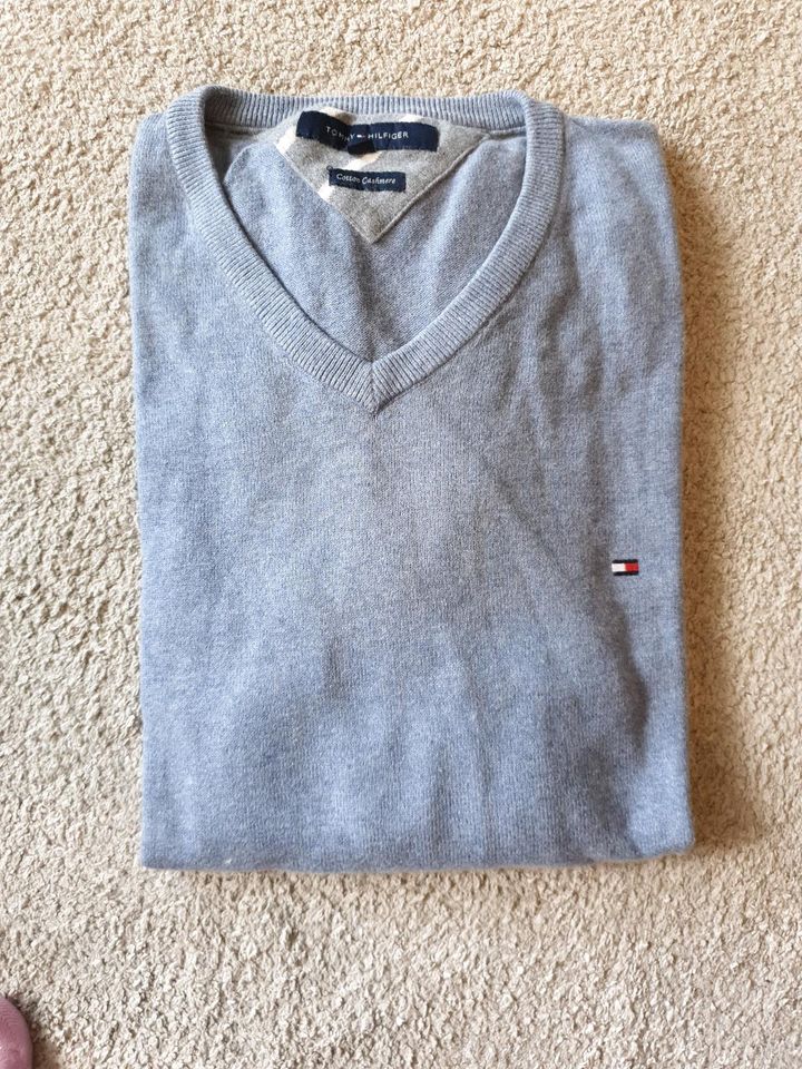 Tommy Hilfiger, Gant Pullover in Größe L in Neuwied