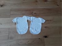 2 Frottee Bodys Baby kurz Ärmel Gr. 50 - 56 Niedersachsen - Wolfsburg Vorschau