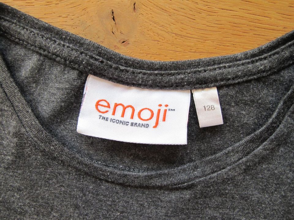 emoji T-Shirt kurzarm Shirt Wende Pailletten Oberteil Gr. 122/128 in Grefrath