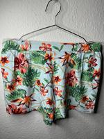 Kurze Hose Damen Köln - Longerich Vorschau