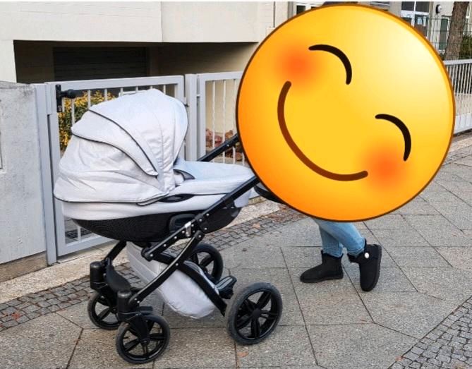 Kinderwagen von Knorrbaby Carbon in Berlin