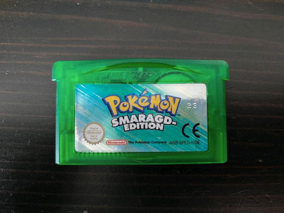 Game Boy Advance Spiel - Pokemon Smaragd Edition in Mönchengladbach
