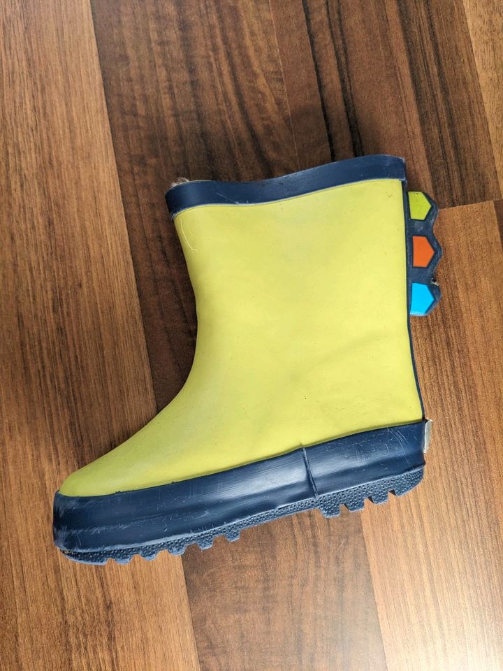 gefütterte Gummistiefel Größe 23 Zwillinge 2x in Borna