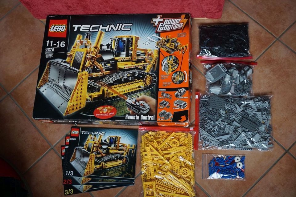 Lego Technic 8275 Bulldozer Raupe RC mit BA + OVP in Fleckeby