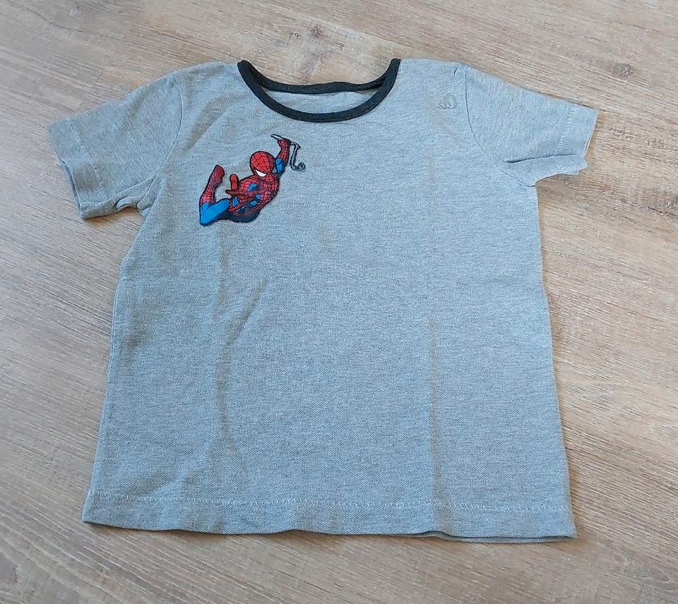 Spiderman Tshirt handmade 110 in Welden