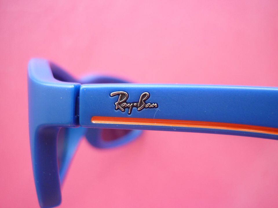 Ray-Ban Junior Sonnenbrille RJ 9058 S in Hamburg