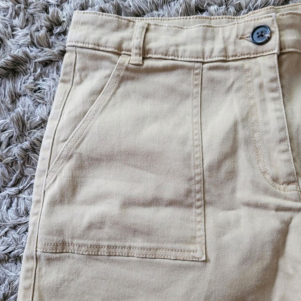 Primark Shorts kurze Hose beige Gr.44 neuwertig in Herne