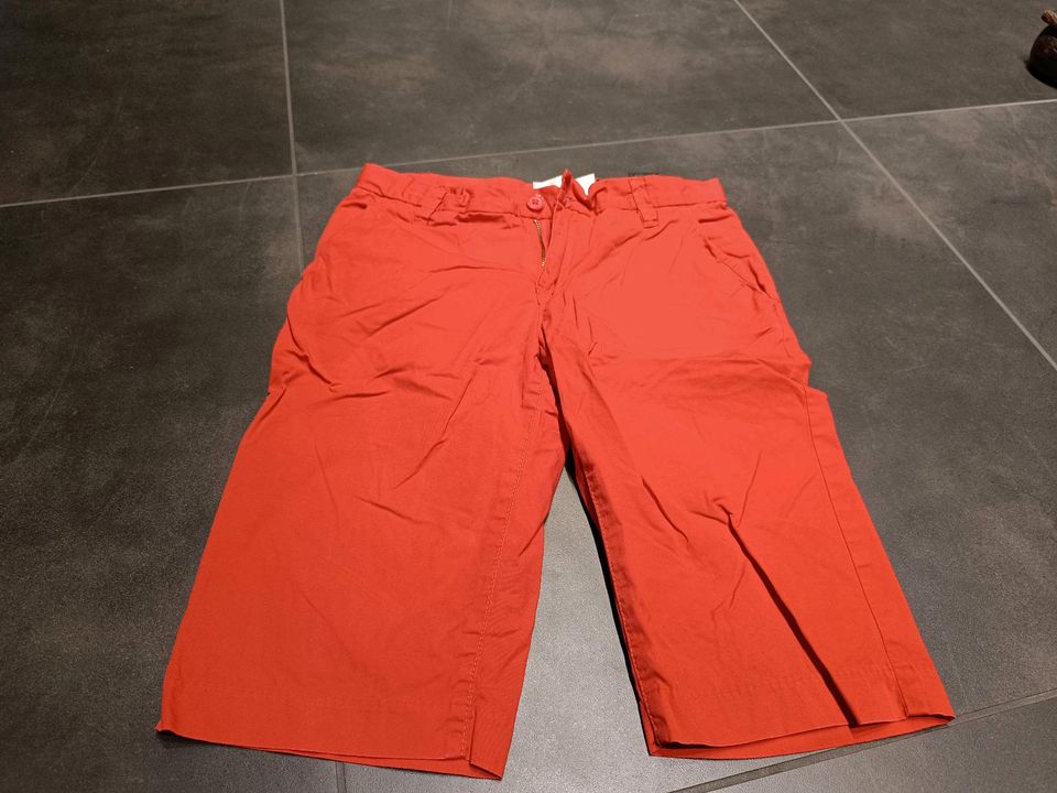 Shorts kurze Hose H&M H & M rot 146 in Mecklenburg-Vorpommern - Stralsund |  eBay Kleinanzeigen ist jetzt Kleinanzeigen