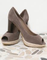 Sehr edler Pumps / Peep Toe Gr. 39,5 von Hugo Boss Bayern - Erding Vorschau