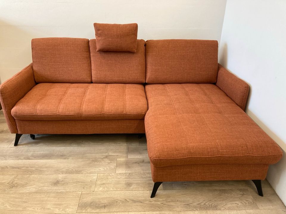 #A Ecksofa Orange Eckcouch Schlafcouch Schlafsofa Stoff auszieh in Burgstädt