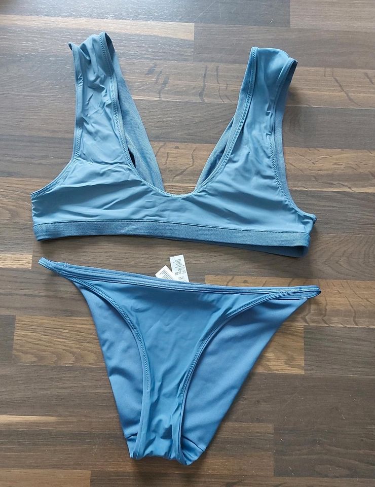 **NEU** COS Bikini Oberteil 42 Hose 38 in Fulda