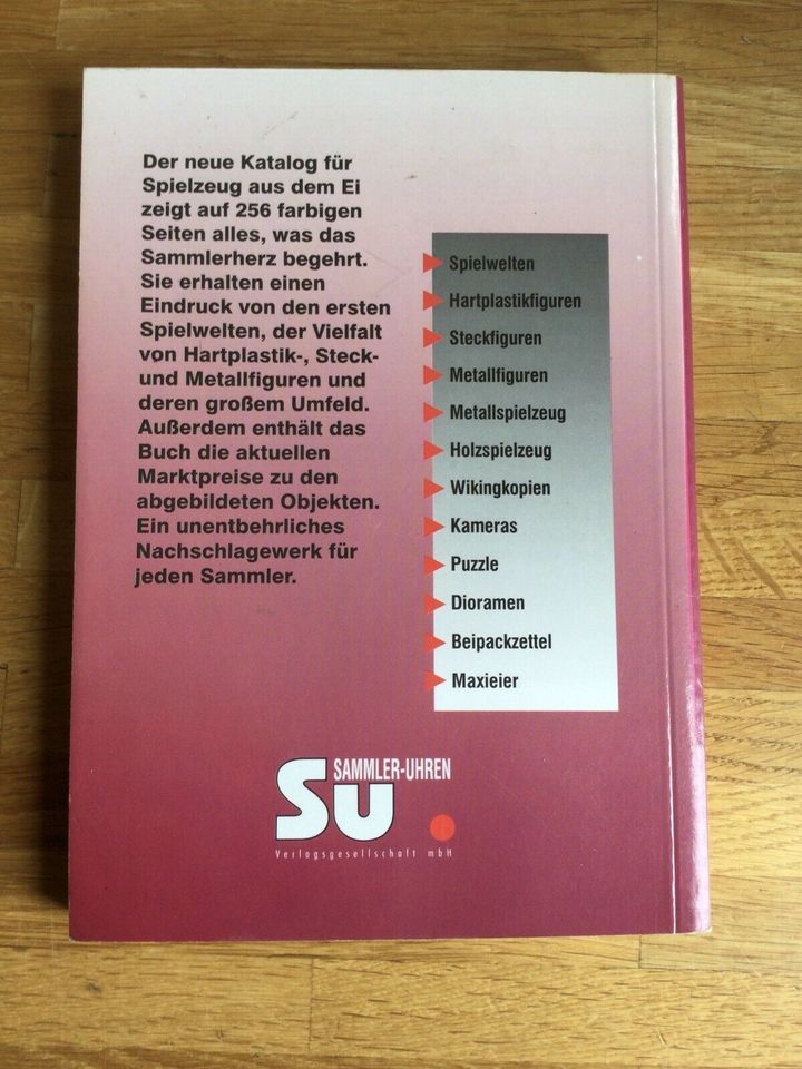 2 Kataloge Spielzeuge aus dem Ei in Freiburg im Breisgau