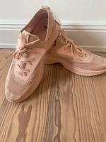 H&M Sneaker rosa Feinstrick gr 41 NEU Schleswig-Holstein - Lübeck Vorschau