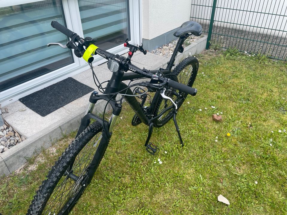 MTB Fahrrad / Shimano Bremsen Schaltung / 27,5 Reifen in Adelsdorf