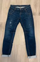 Cambio Jeans dunkelblau destroyed look Gr.40 Nordrhein-Westfalen - Windeck Vorschau