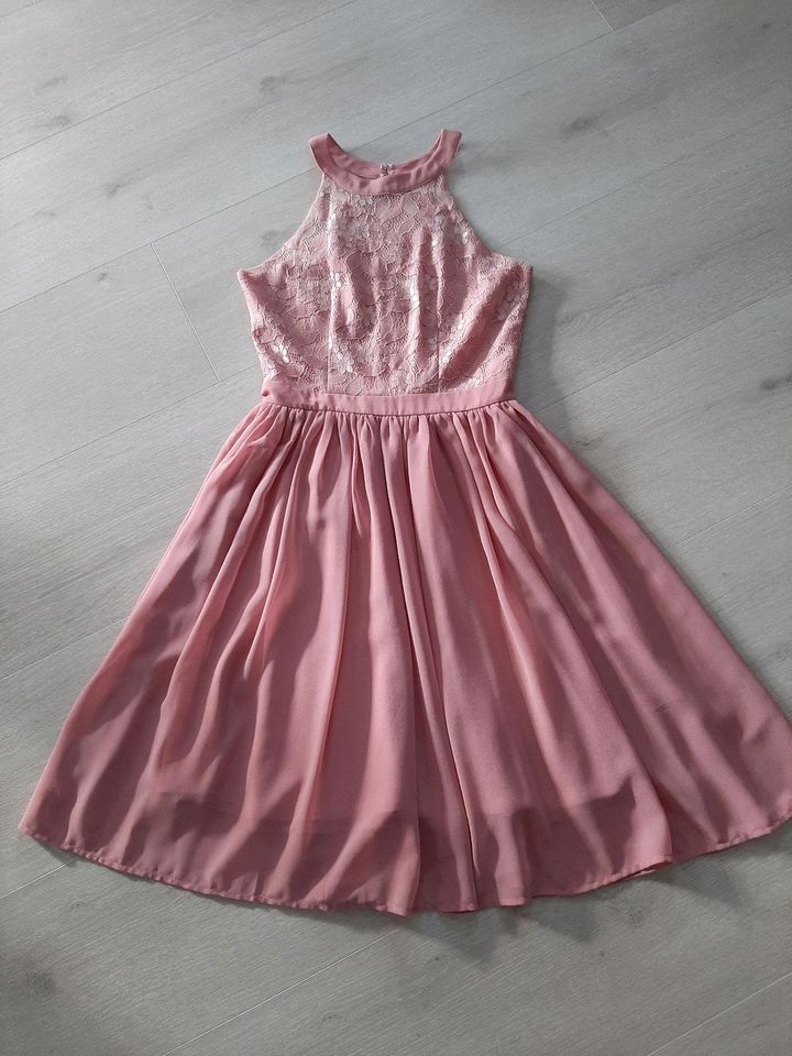 Rosa Kleid / Cocktailkleid / Neckholder Gr. S in Usingen