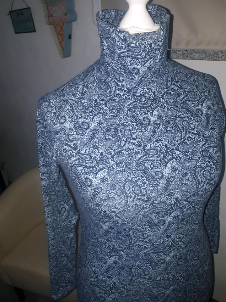 Stretch Rollkragen Mini - Kleid Paisley Größe 40/42 in Osternienburger Land