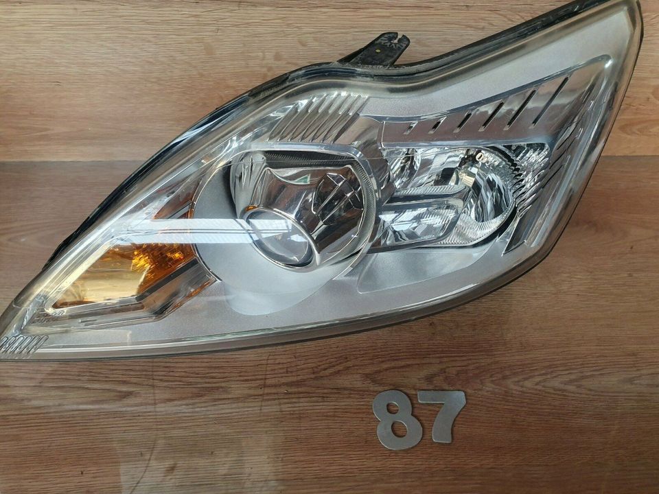 Scheinwerfer links Xenon Ford Focus II MK2 8M51-13D155-AF in  Baden-Württemberg - Vaihingen an der Enz | Ersatz- & Reparaturteile | eBay  Kleinanzeigen ist jetzt Kleinanzeigen