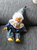 Clown Figur mit Porzellan. Fuss links kaputt. Blau Hessen - Solms Vorschau