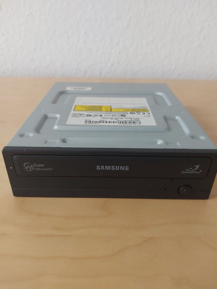Samsung DVD Writer Model SH-S223 in Steinen