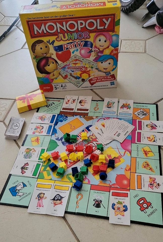 Monopoly Junior Party Ersatzteile Würfel Geld Einzelteile in Kirchardt