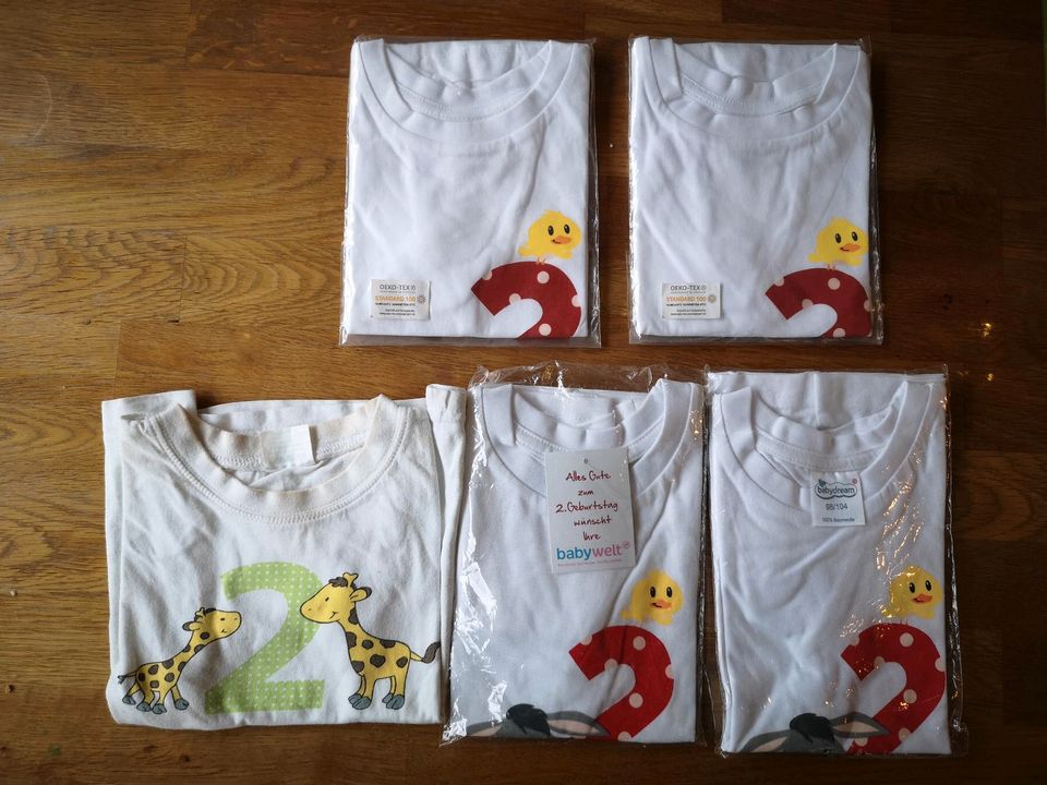 5 Stück Kinder T-Shirts zum 2. Geburtstag Größe 98/104 in Dillingen (Donau)