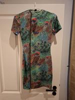 SHEIN  – Figurbetontes Kleid mit Pfauenfeder-Muster – Größe Xs Wuppertal - Elberfeld Vorschau