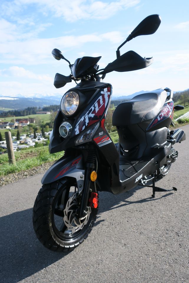 SYM Crox 50ccm Roller,25kmh Mofa gedrosselt,zieht gut!!! in Weiler-Simmerberg