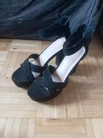 Absatzschuhe Nordrhein-Westfalen - Krefeld Vorschau