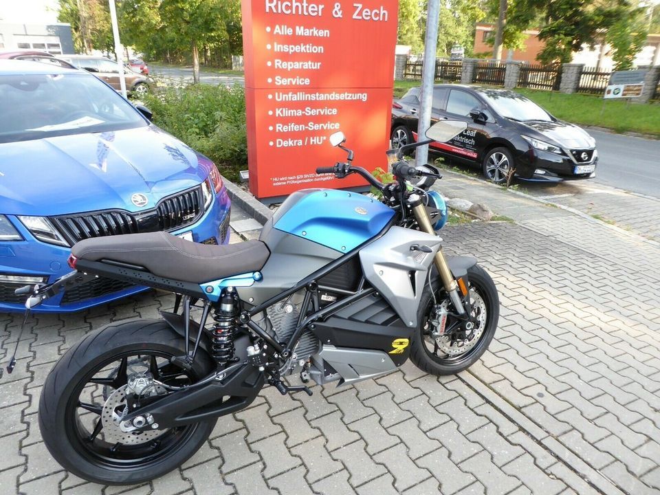 Energica Eva Esse Esse 9+ Griffheizung Keyless *Aktion* in München