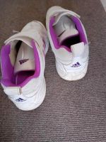 Kinder schuhe 2 Adidas und 2Nike Saarland - Wadgassen Vorschau