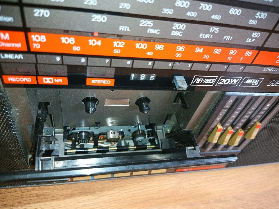Vintage ITT Supertourong 350  Ghettoblaster Stereo Radio Recorder in Ratingen