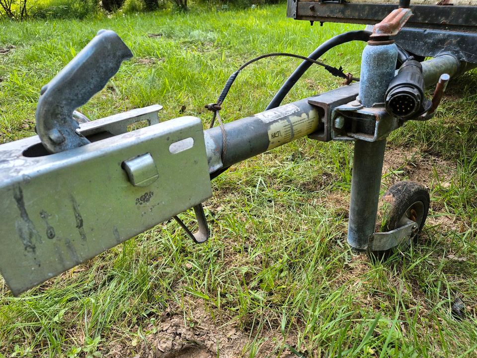 Anhänger 750 Kg in Waldbröl