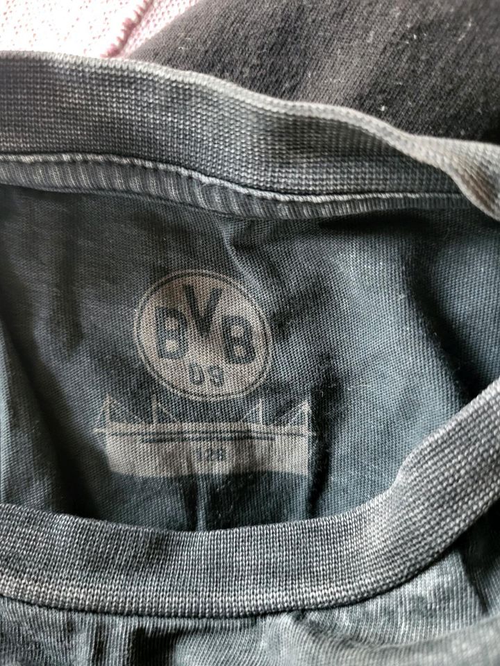 BVB Jacke schwarz Shirt grau Halstuch Sweatjacke Gr. 128 in Neunkirchen Siegerland