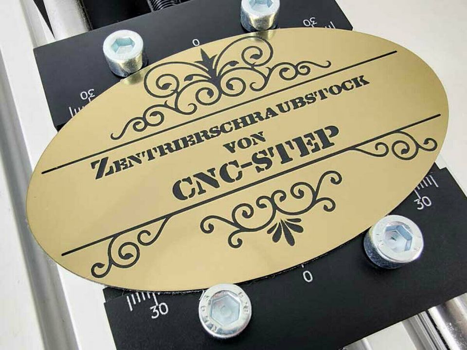 Schraubstock 2208 selbst zentrierend für CNC Maschinen Gravieren in Geldern