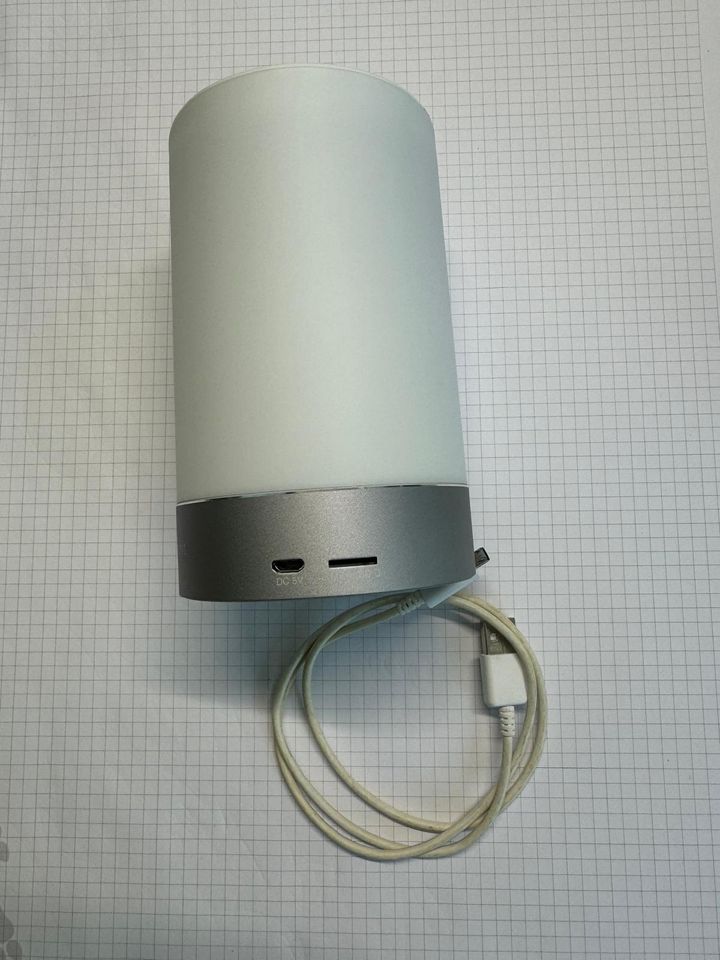 Portable Wireless Bluetooth Lautsprecher, Nachtlicht, Wecker in Chemnitz