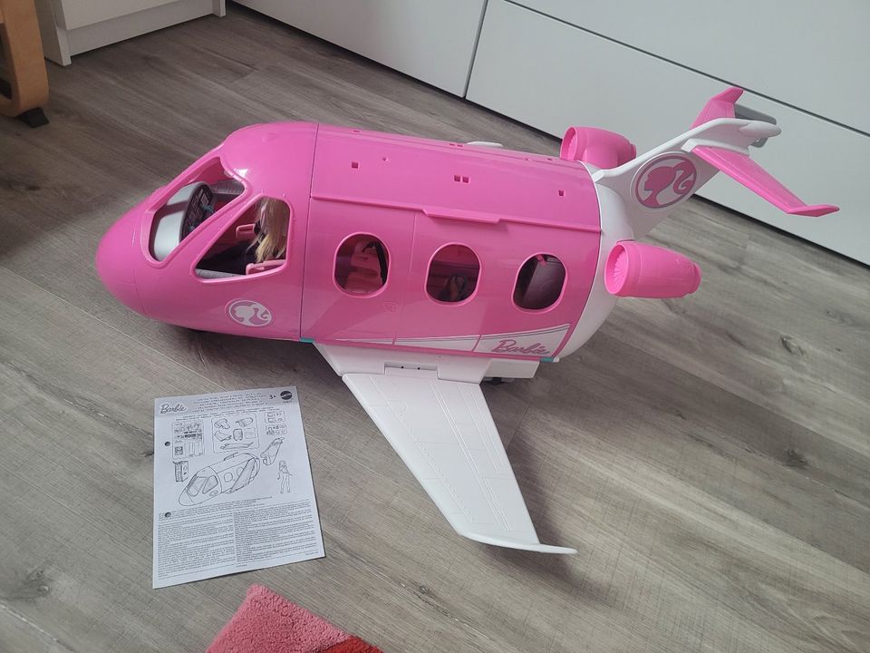 Barbie Traumflugzeug mit Puppe vollständig + OVP in Altenholz