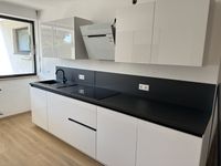 Großzügige, renovierte Wohnung Balkon, TG Stellplatz, EBK 137m² Baden-Württemberg - Daisendorf Vorschau