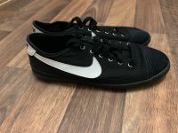 Nike Schuhe gr. 37,5 Duisburg - Rheinhausen Vorschau