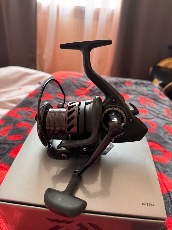 2~Daiwa N'ZON S Feeder 180g 3.90 mit Rolle Daiwa black window 25a in Parchim