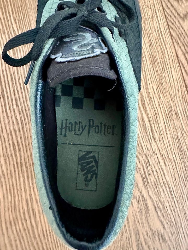 Vans Harry Potter Slytherin Sneaker Gr. 45 in Düren