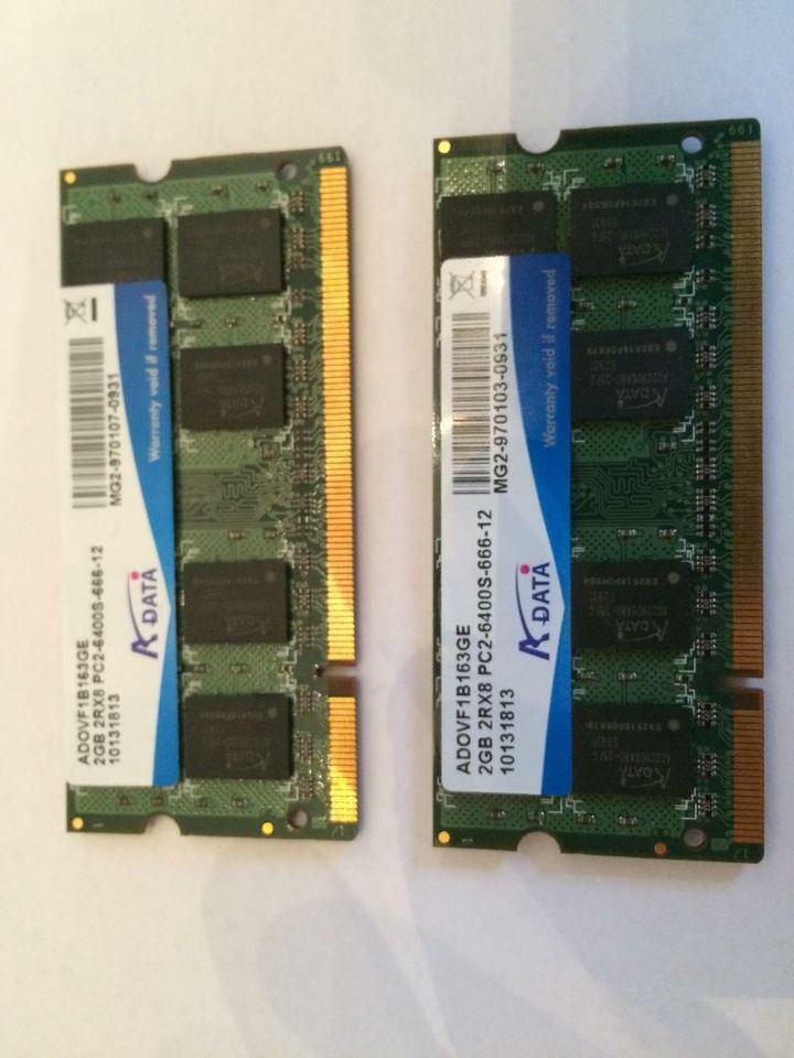 2x2GB PC2-6400S-666-12 SO DIMM in Michelau i. OFr.