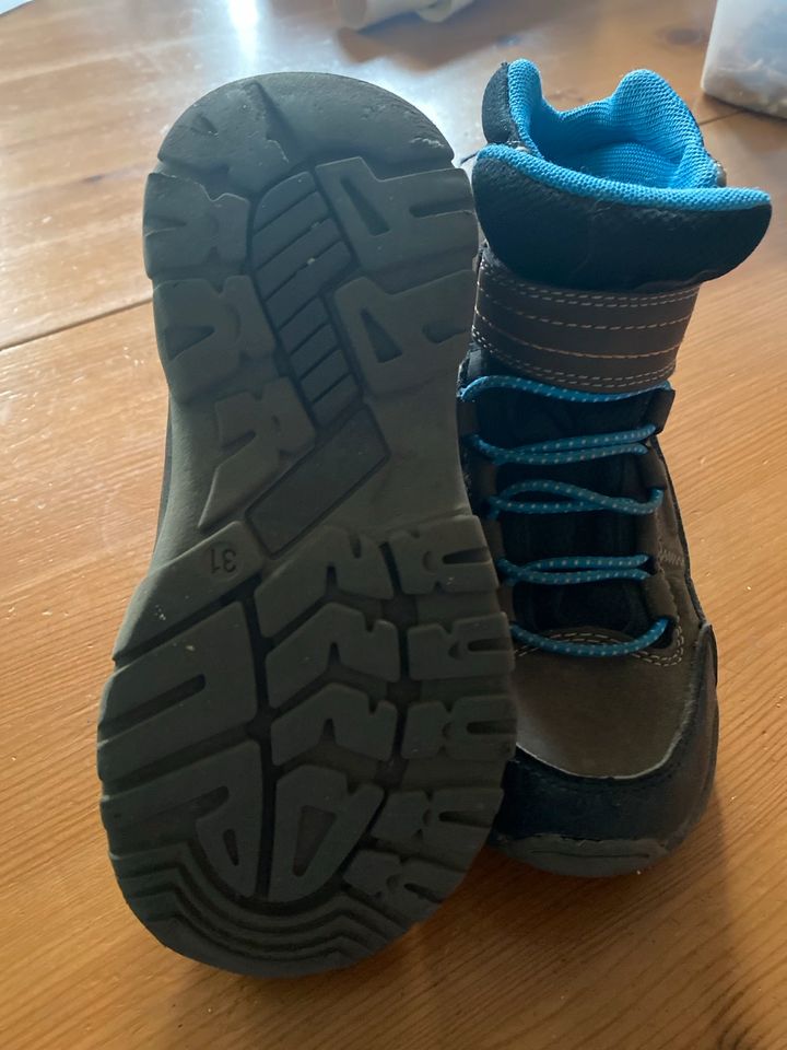 Winterschuhe Schuhe Boots Stiefel Kinderschuhe in Luckenwalde