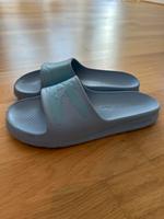 Lacoste Badeschuhe gr. 40,5 Frankfurt am Main - Sachsenhausen Vorschau